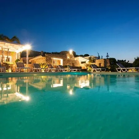 Luxury Pool San Gregorio * Patù