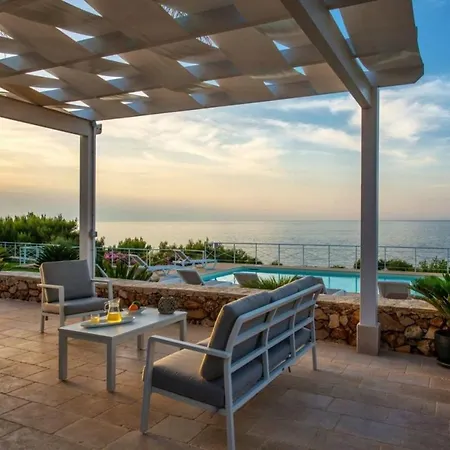 Luxury Pool San Gregorio