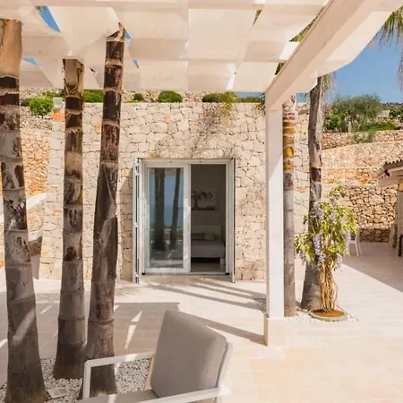 Luxury Pool San Gregorio Villa Patù